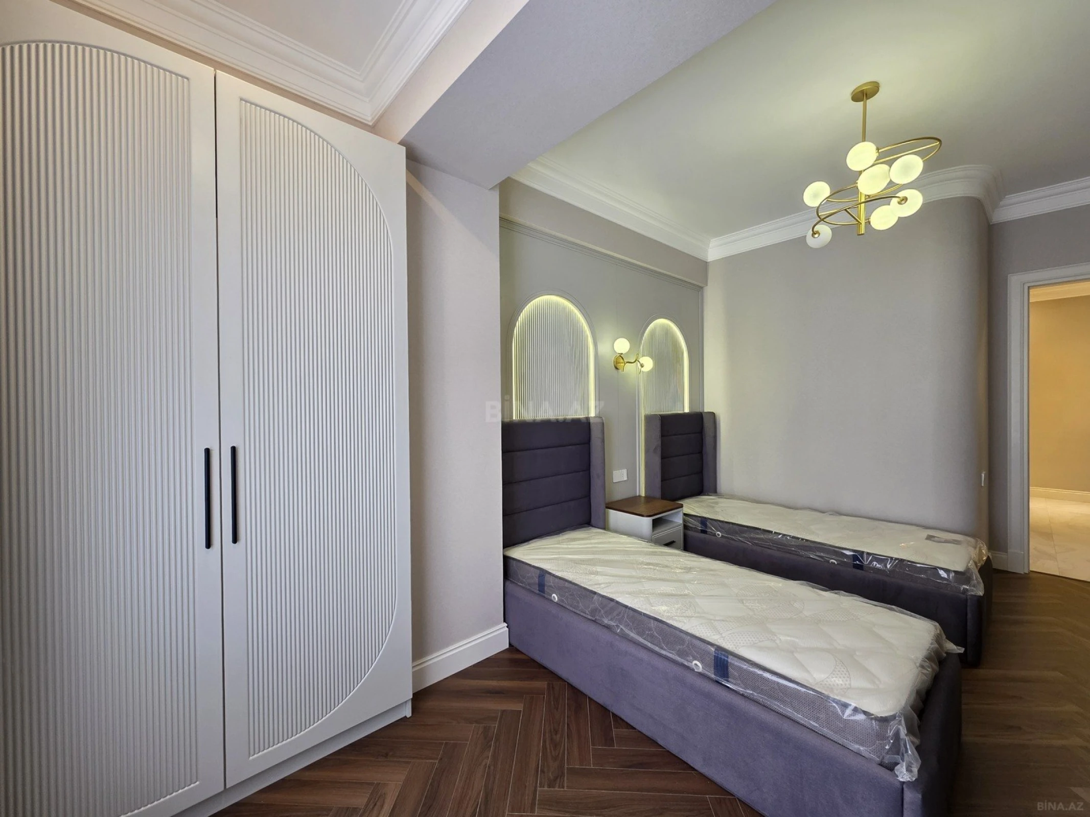 Kirayə verilir 3 otaqlı mənzil 105 m²