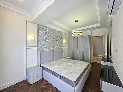 Kirayə verilir 3 otaqlı mənzil 105 m²