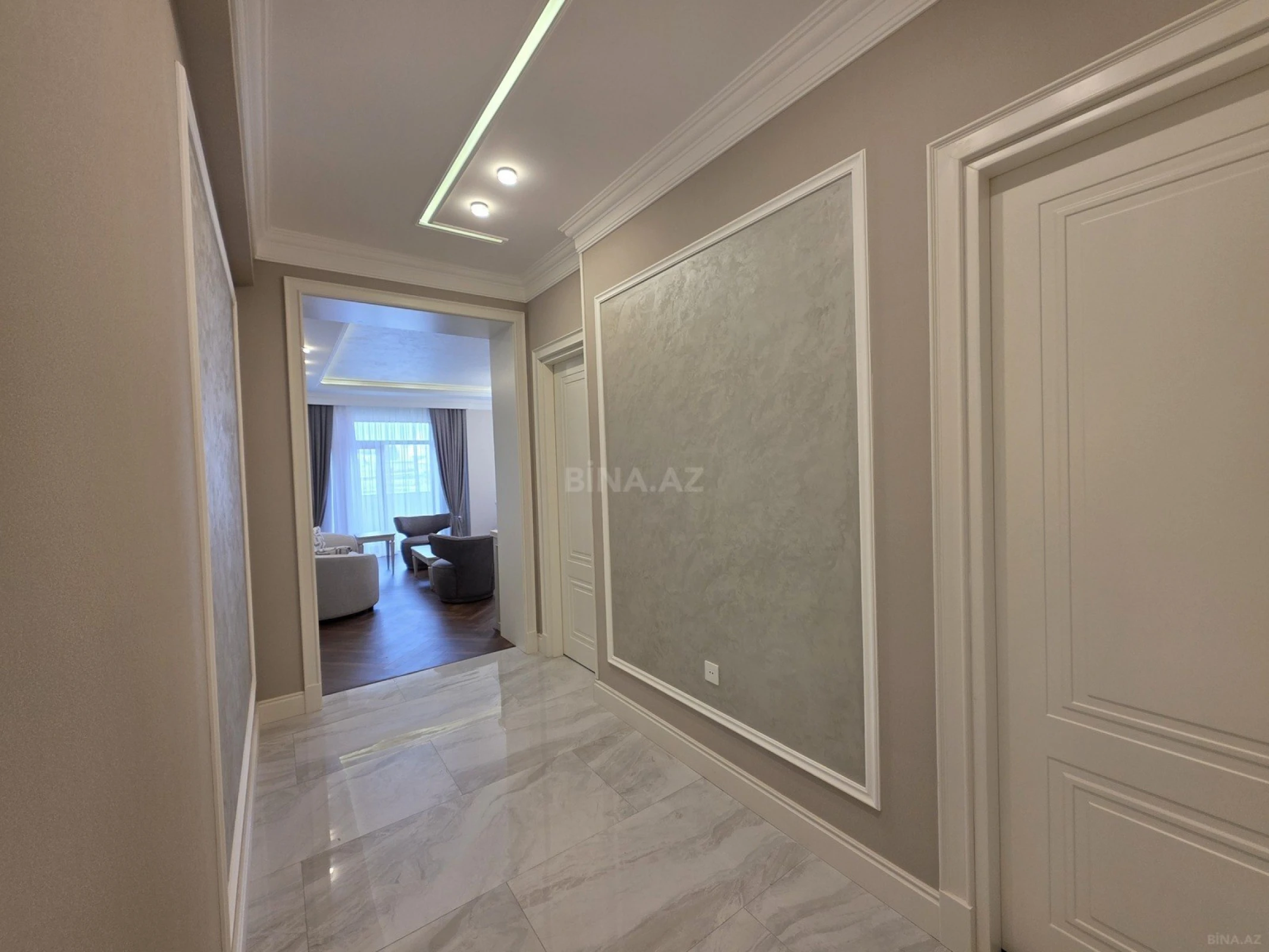 Kirayə verilir 3 otaqlı mənzil 105 m²