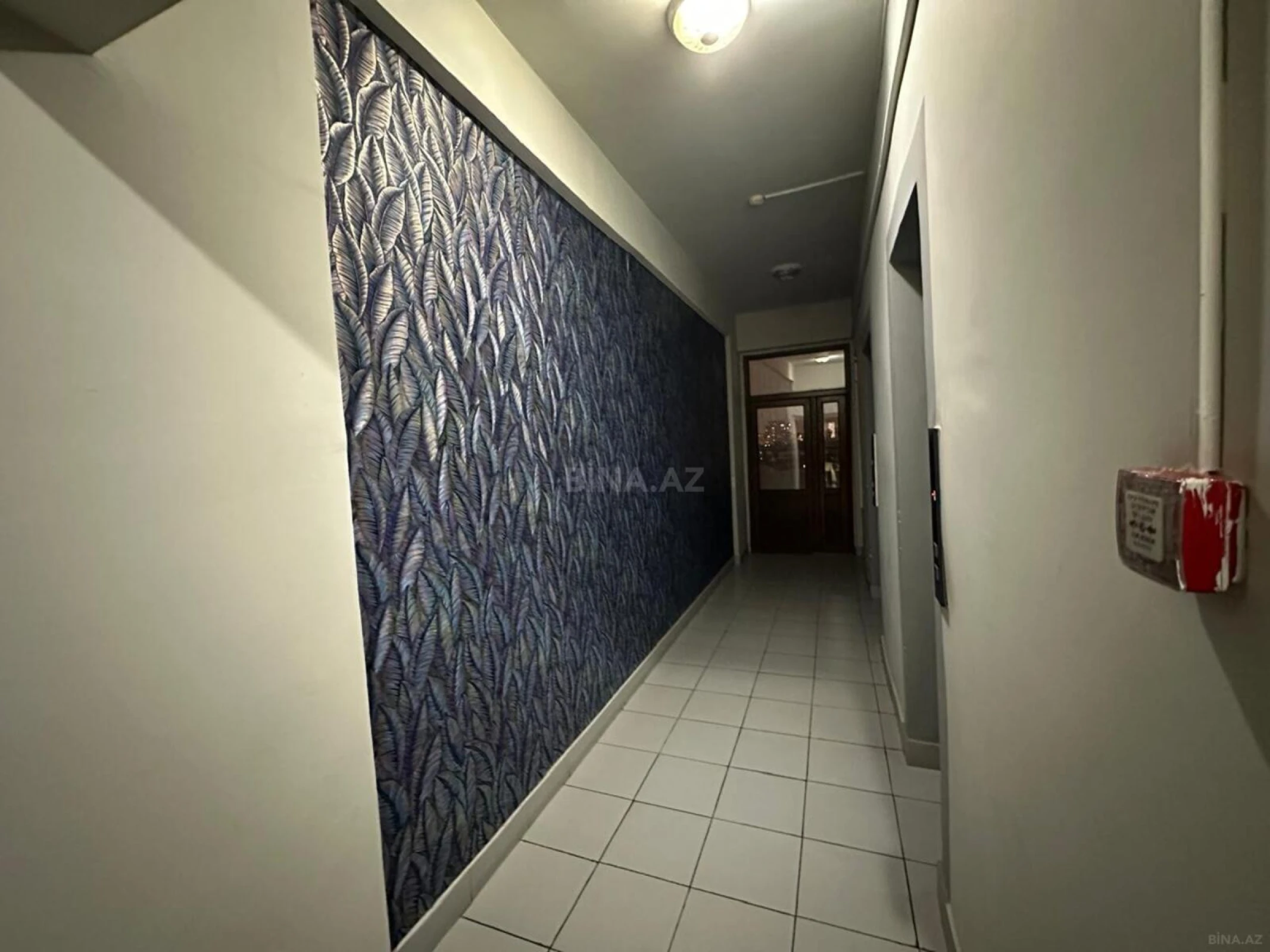 Kirayə verilir 3 otaqlı mənzil 107 m²