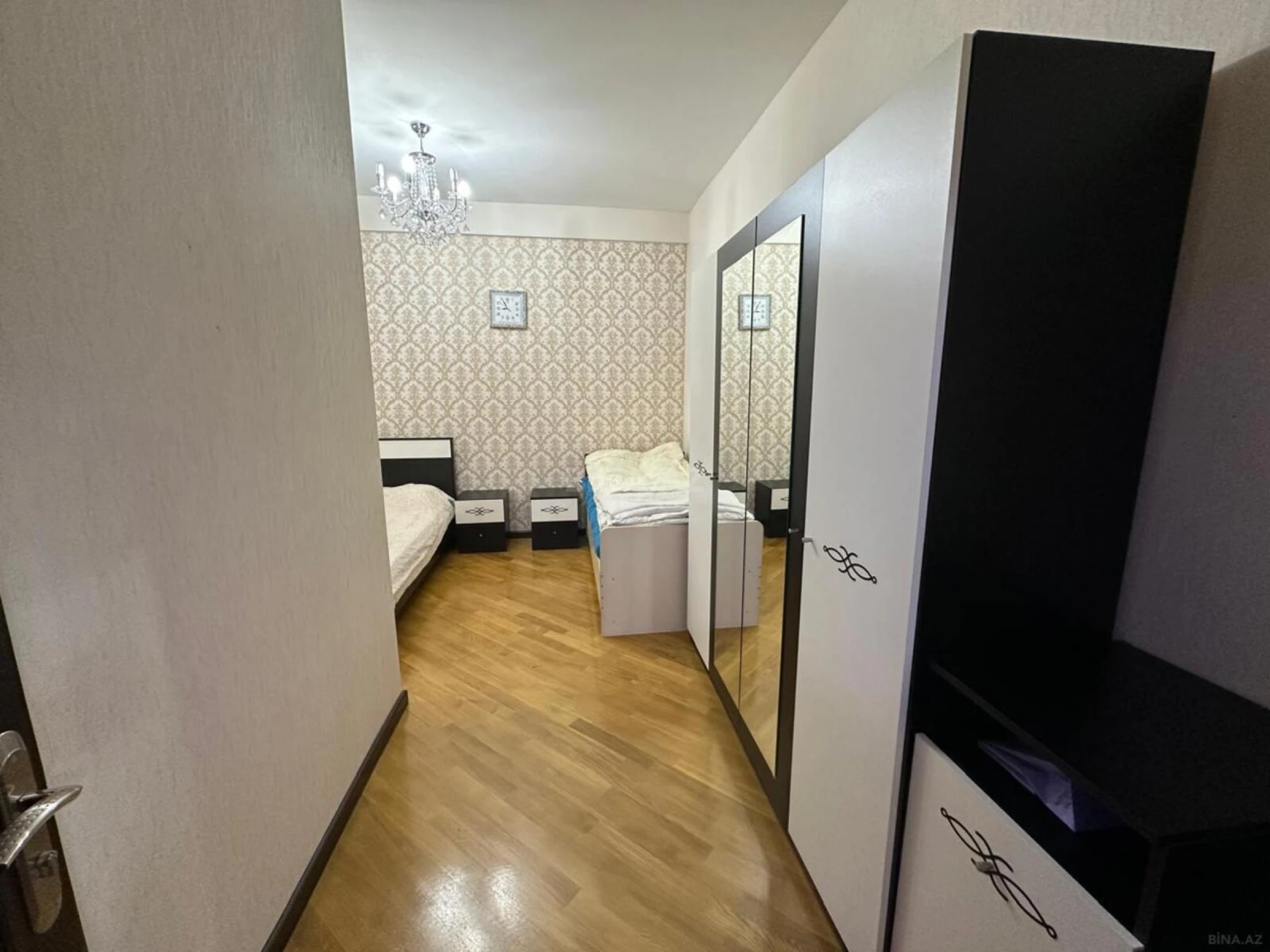 Kirayə verilir 3 otaqlı mənzil 107 m²