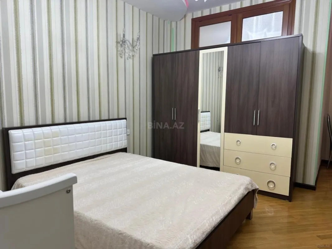 Kirayə verilir 3 otaqlı mənzil 107 m²