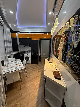 Kirayə verilir 2 otaqlı mənzil 119 m²