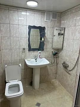 Kirayə verilir 2 otaqlı mənzil 60 m²