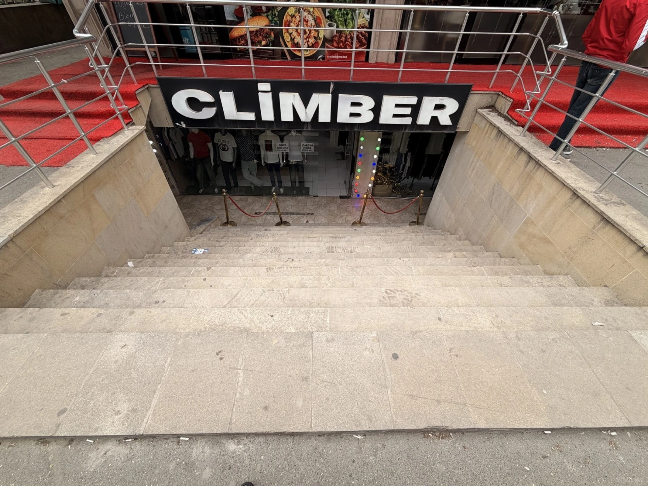 Kirayə verilir obyekt 130 m²