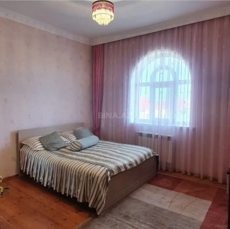 Satılır 4 otaqlı mənzil 85 m²