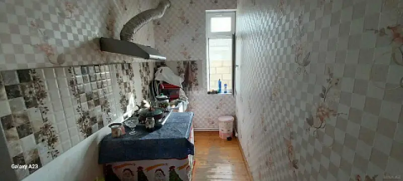 Kirayə verilir 5 otaqlı həyət evi 130 m²