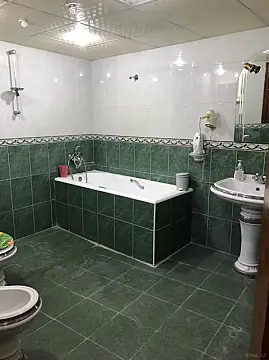 Kirayə verilir 5 otaqlı ofis 210 m²