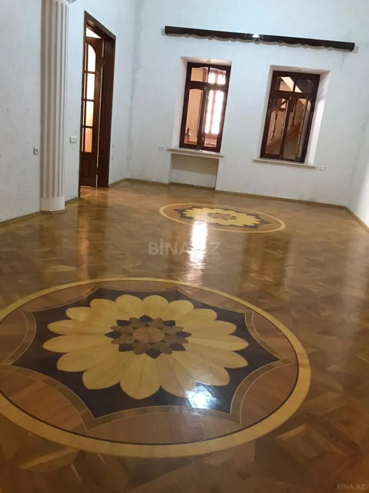 Kirayə verilir 5 otaqlı ofis 210 m²