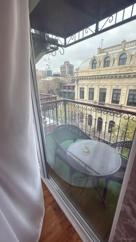 Kirayə verilir 3 otaqlı mənzil 75 m²