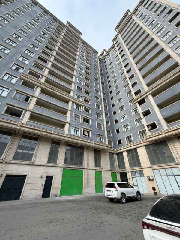 Kirayə verilir 3 otaqlı mənzil 134 m²