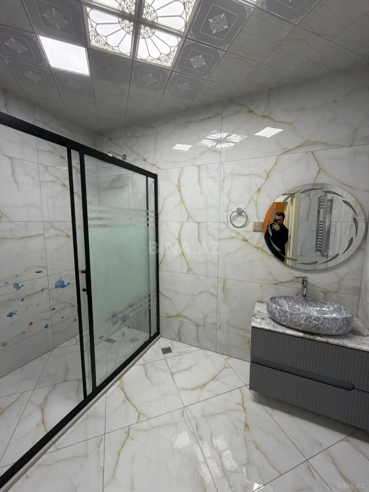 Kirayə verilir 3 otaqlı mənzil 134 m²