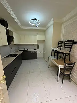Kirayə verilir 3 otaqlı mənzil 134 m²