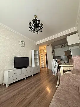 Kirayə verilir 2 otaqlı mənzil 50 m²