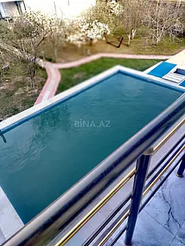 Satılır 6 otaqlı həyət evi 450 m²