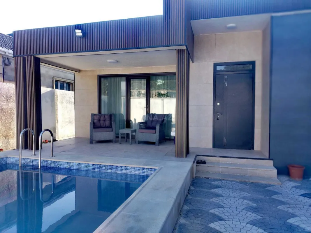 Satılır 6 otaqlı həyət evi 450 m²