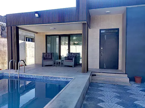 Satılır 6 otaqlı həyət evi 450 m² — Bakı, Novxanı 6 otaq 450.00 m²