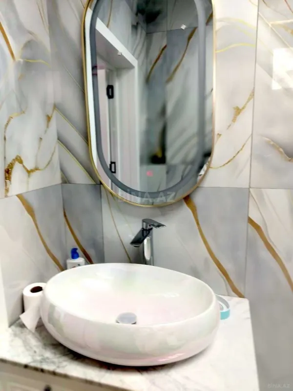 Satılır 6 otaqlı həyət evi 450 m²