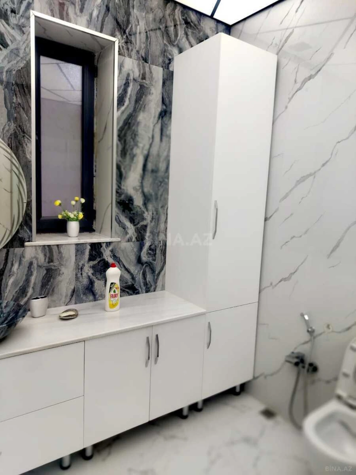 Satılır 6 otaqlı həyət evi 450 m²