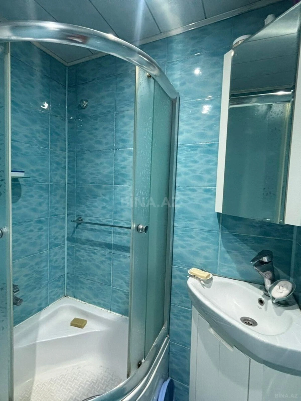 Satılır 3 otaqlı mənzil 63 m²