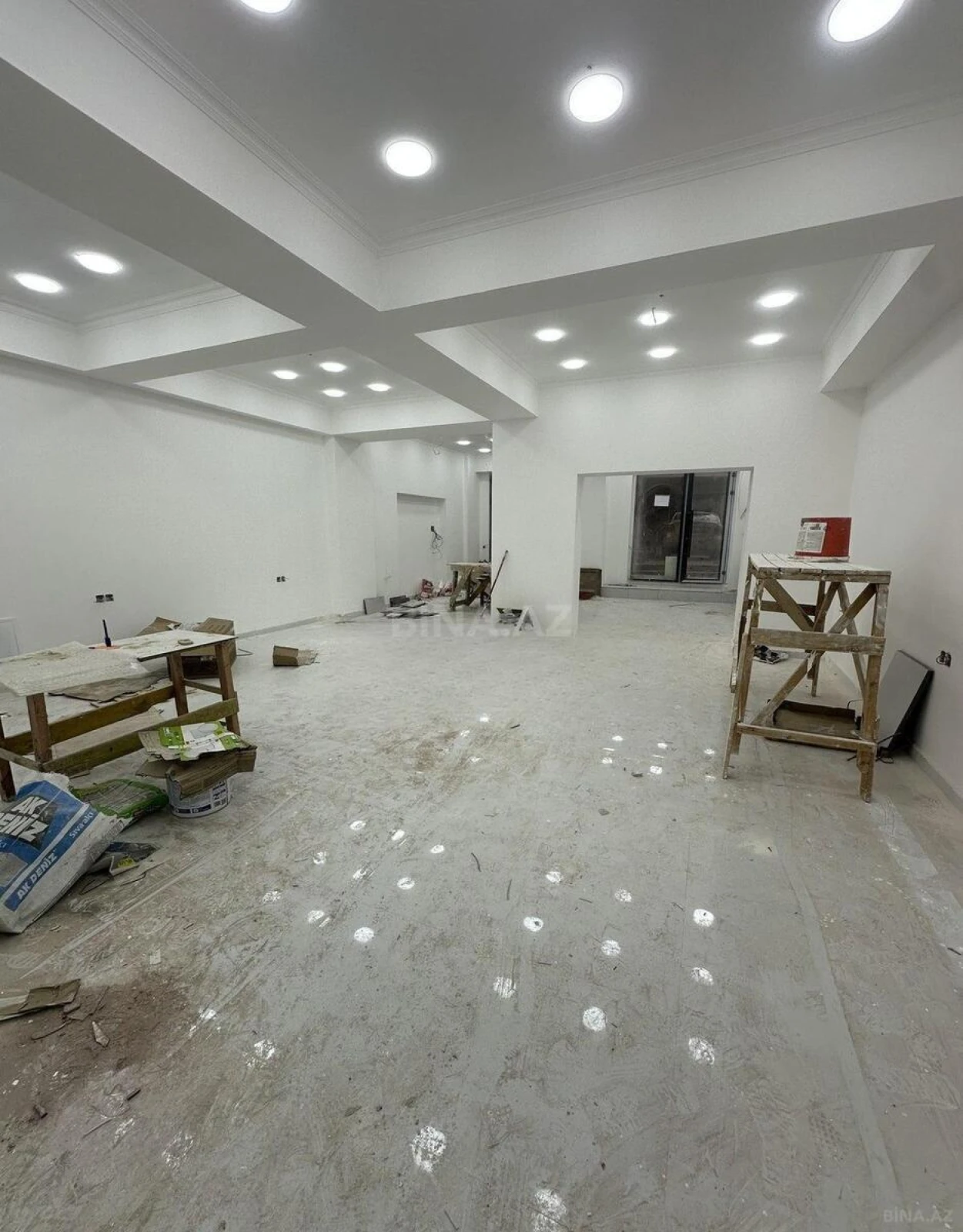 Kirayə verilir obyekt 110 m²