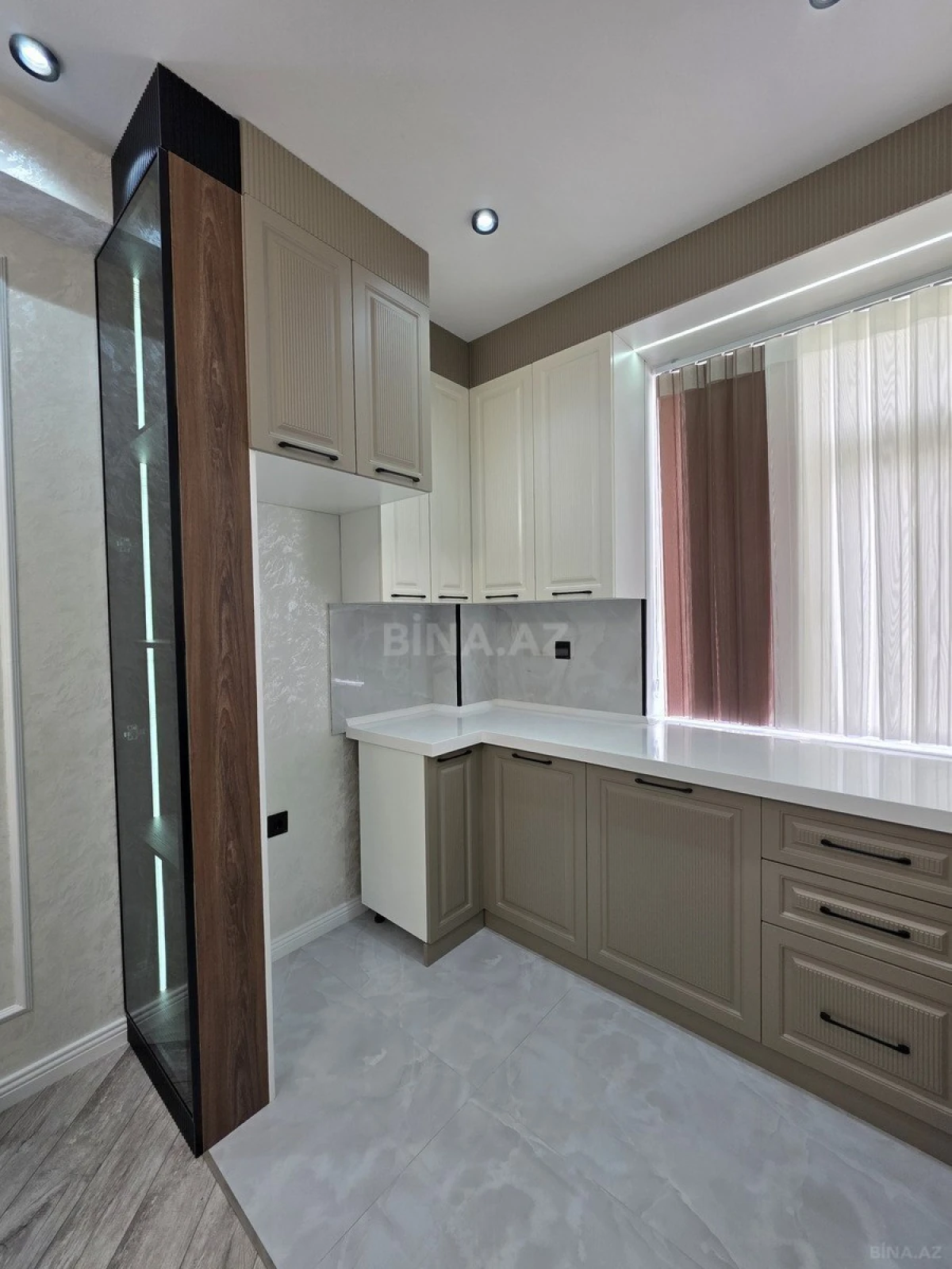 Satılır 2 otaqlı mənzil 55 m²