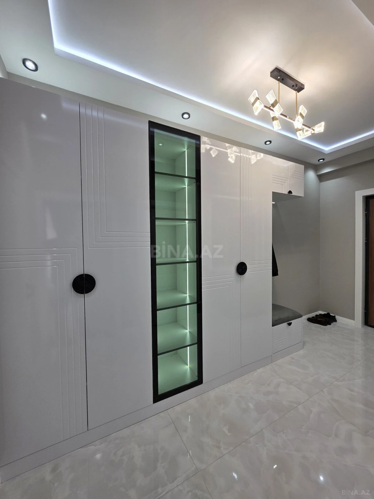 Satılır 2 otaqlı mənzil 55 m²