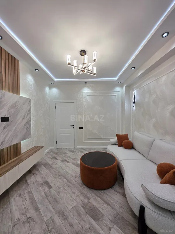 Satılır 2 otaqlı mənzil 55 m²