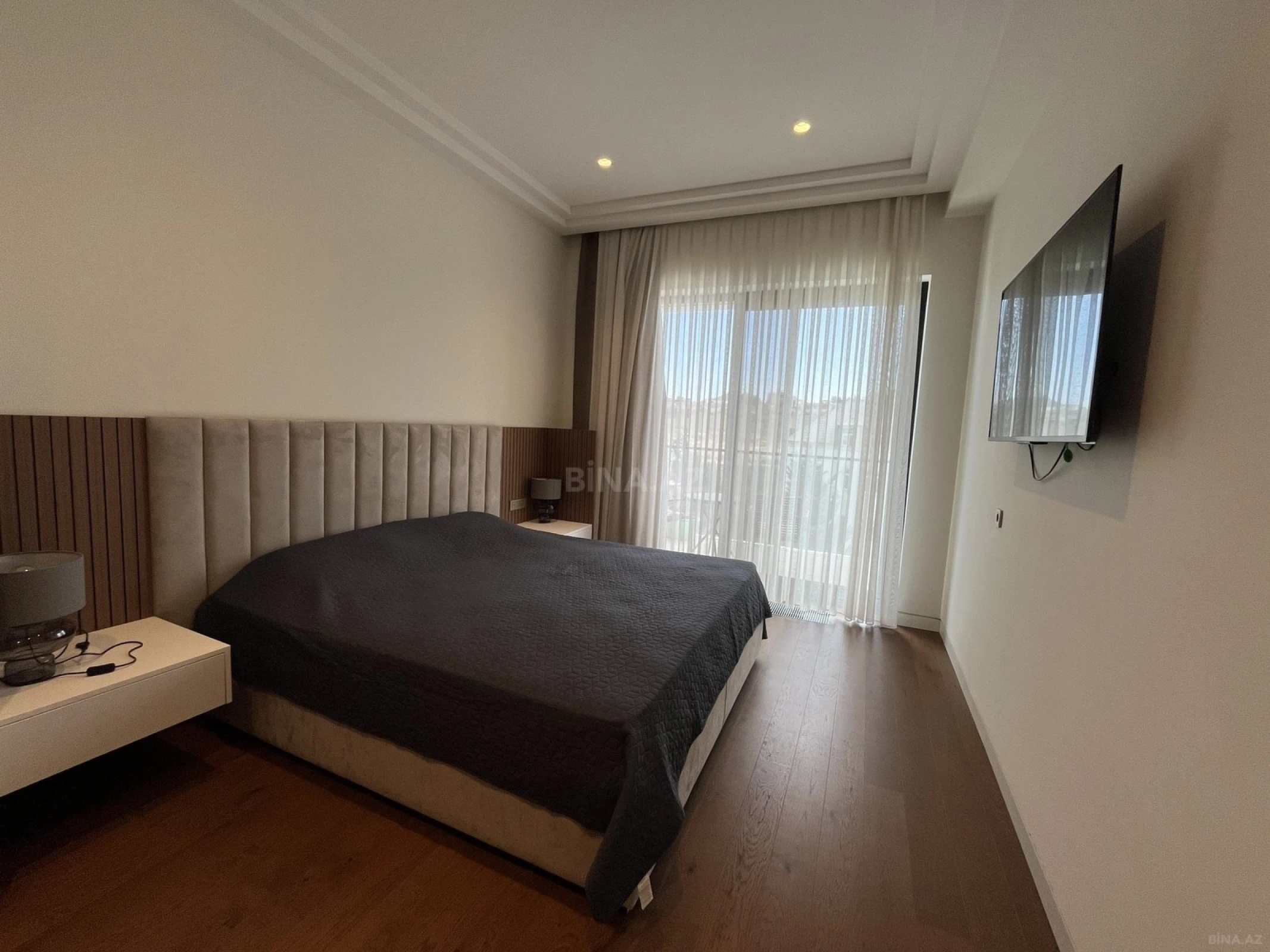 Satılır 3 otaqlı mənzil 96 m²