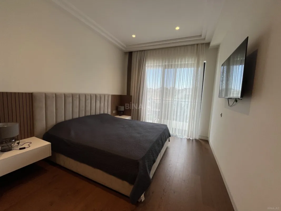 Satılır 3 otaqlı mənzil 96 m²