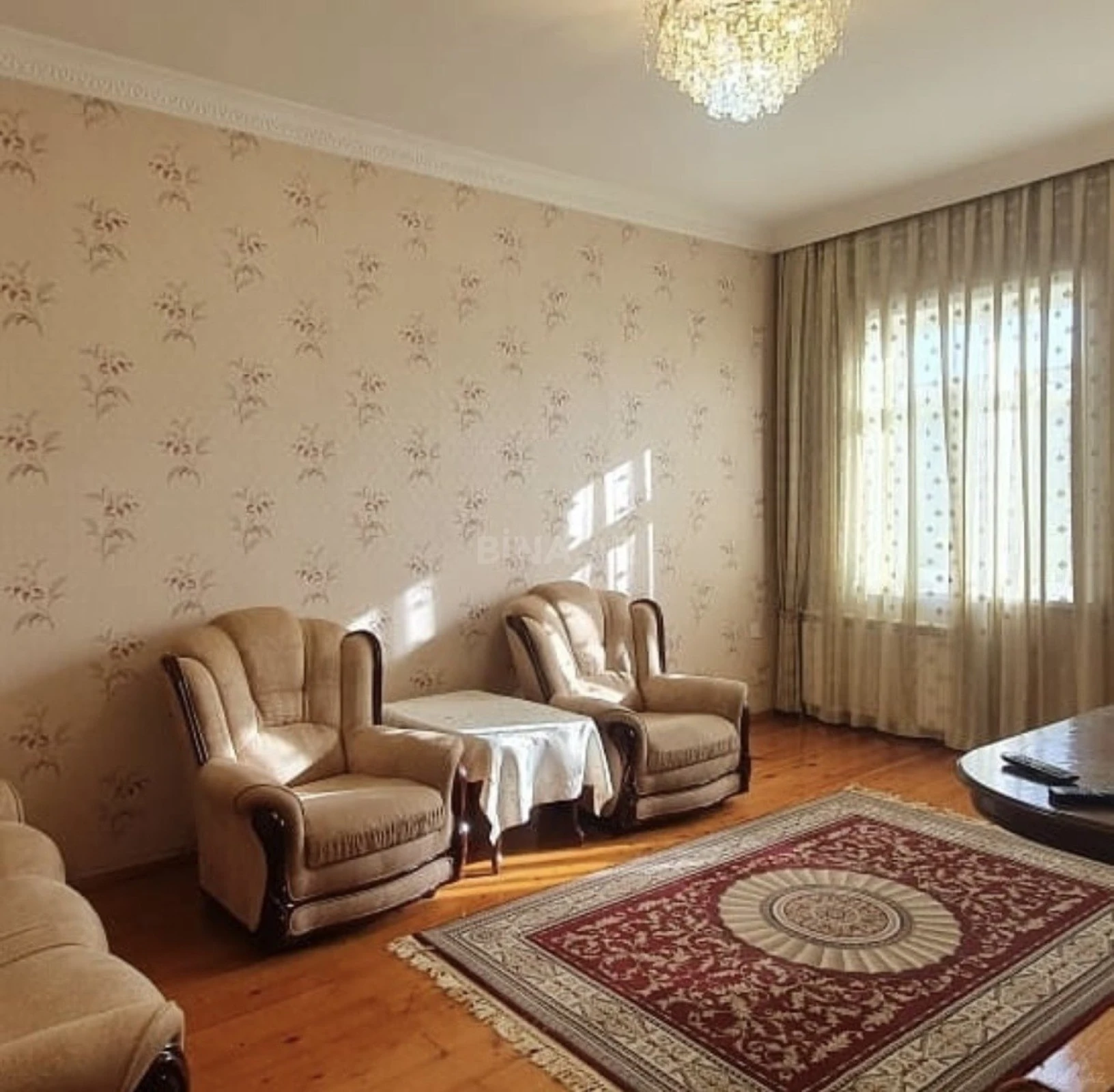 Satılır 4 otaqlı mənzil 84 m²