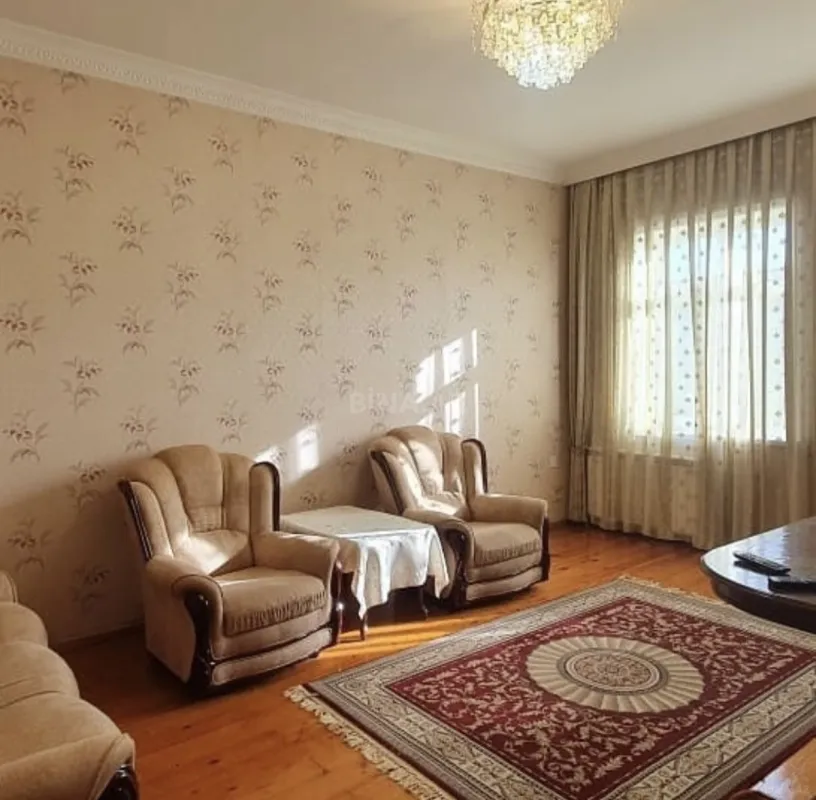 Satılır 4 otaqlı mənzil 84 m²
