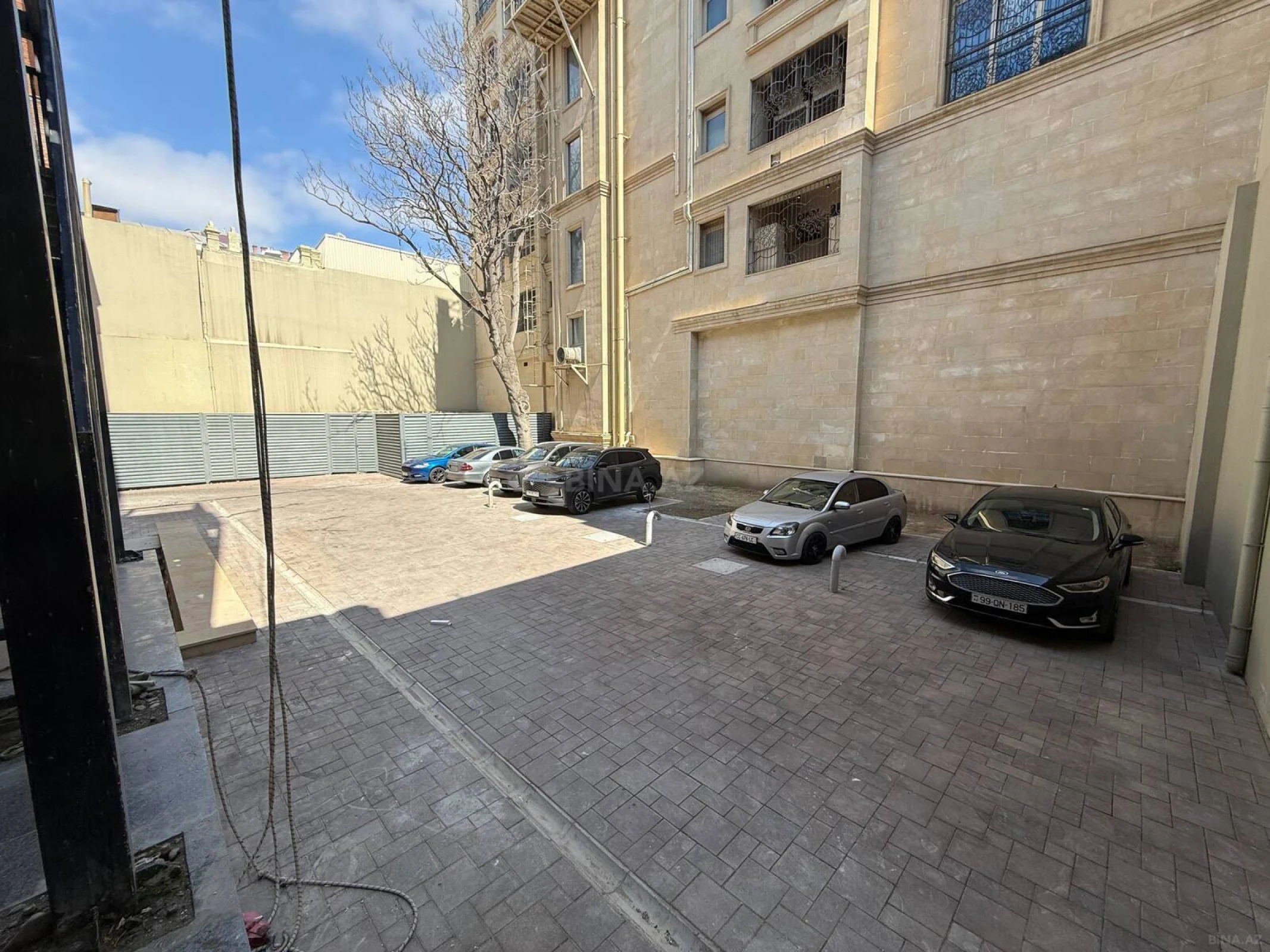 Kirayə verilir obyekt 860 m²