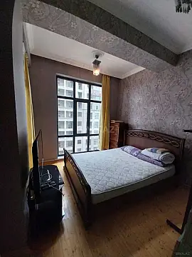 Kirayə verilir 2 otaqlı mənzil 57 m²