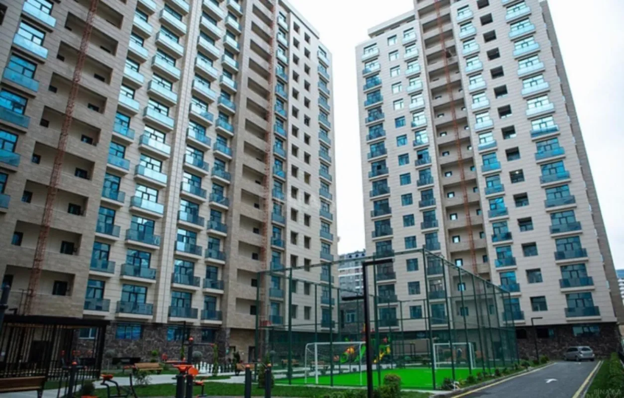 Satılır 3 otaqlı mənzil 88 m²