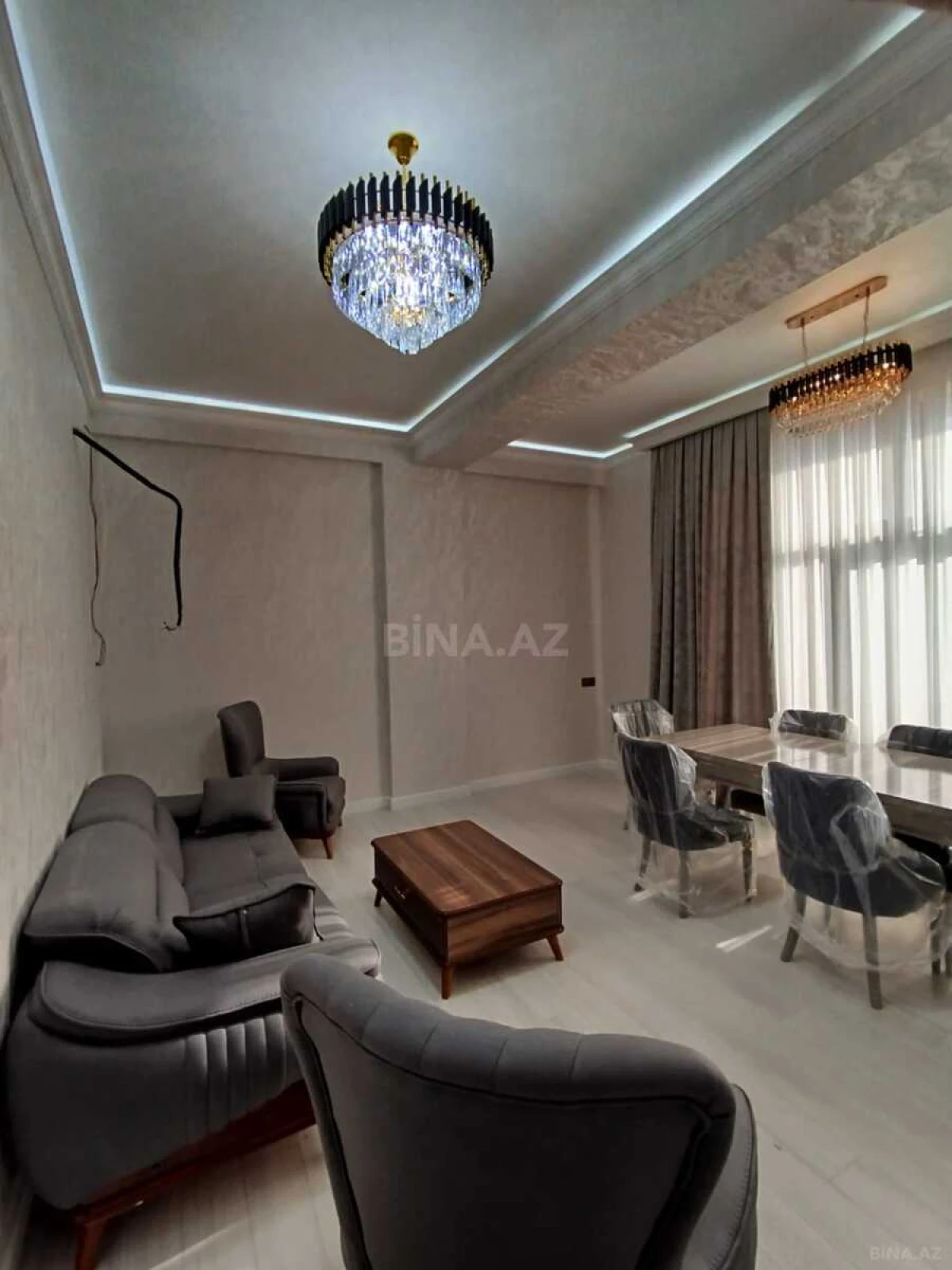 Satılır 3 otaqlı mənzil 88 m²