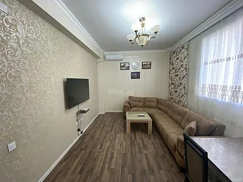 Kirayə verilir 2 otaqlı mənzil 70 m²