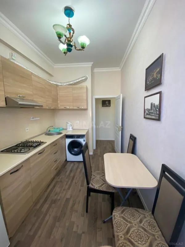 Kirayə verilir 2 otaqlı mənzil 70 m²