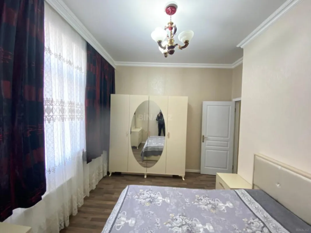 Kirayə verilir 2 otaqlı mənzil 70 m²