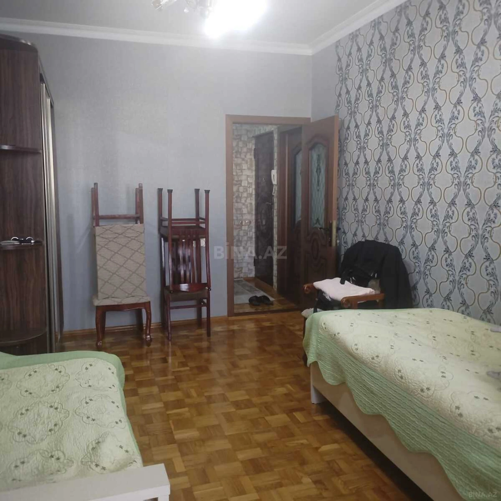 Satılır 4 otaqlı mənzil 100 m²