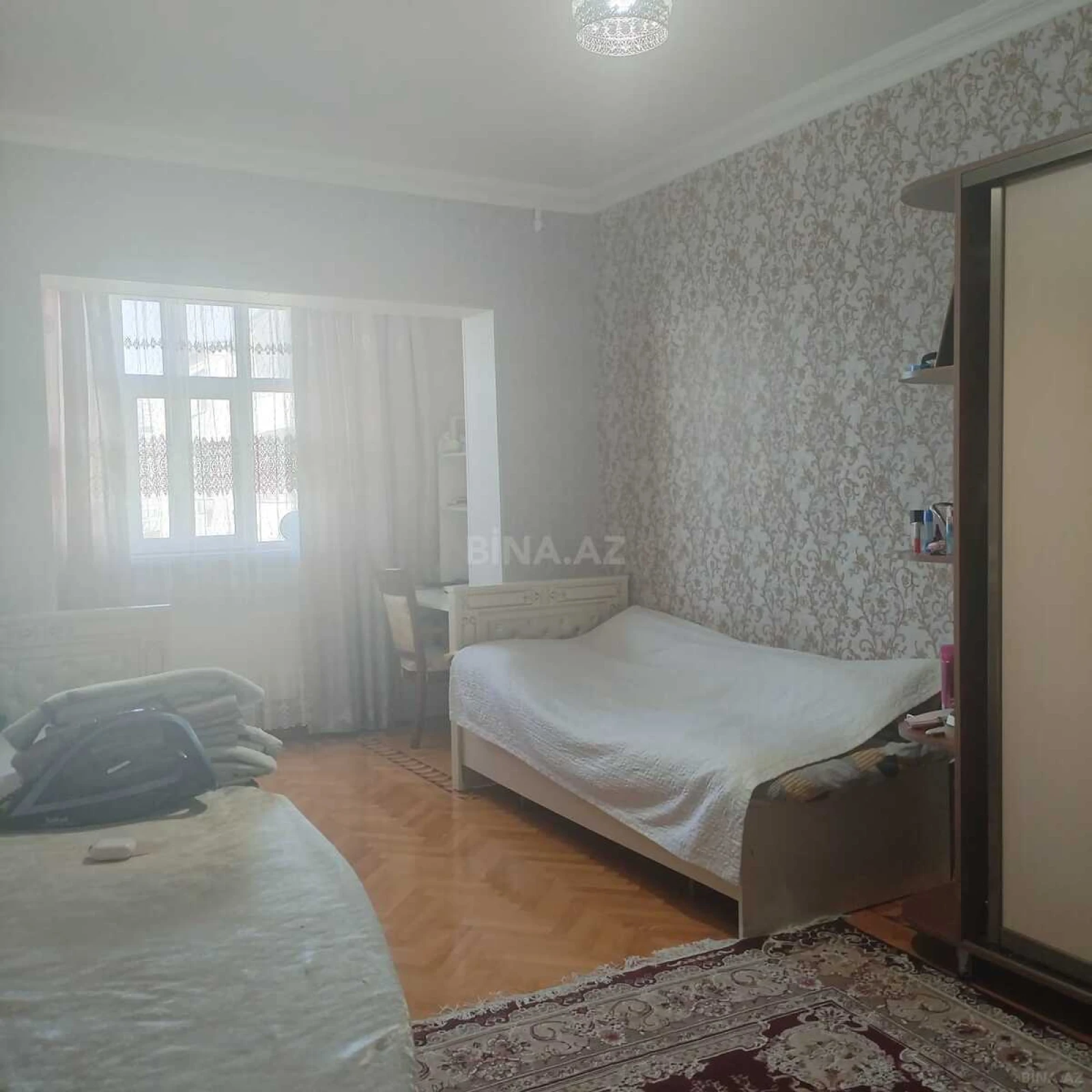 Satılır 4 otaqlı mənzil 100 m²