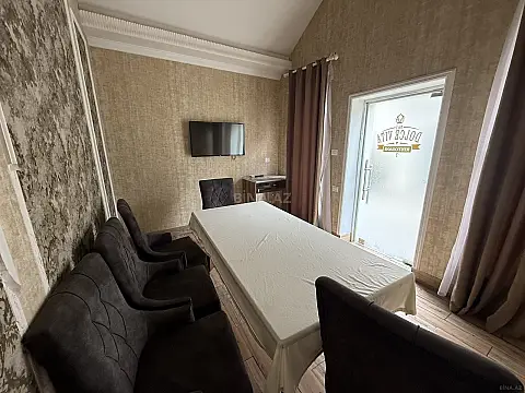 Kirayə verilir obyekt 900 m²