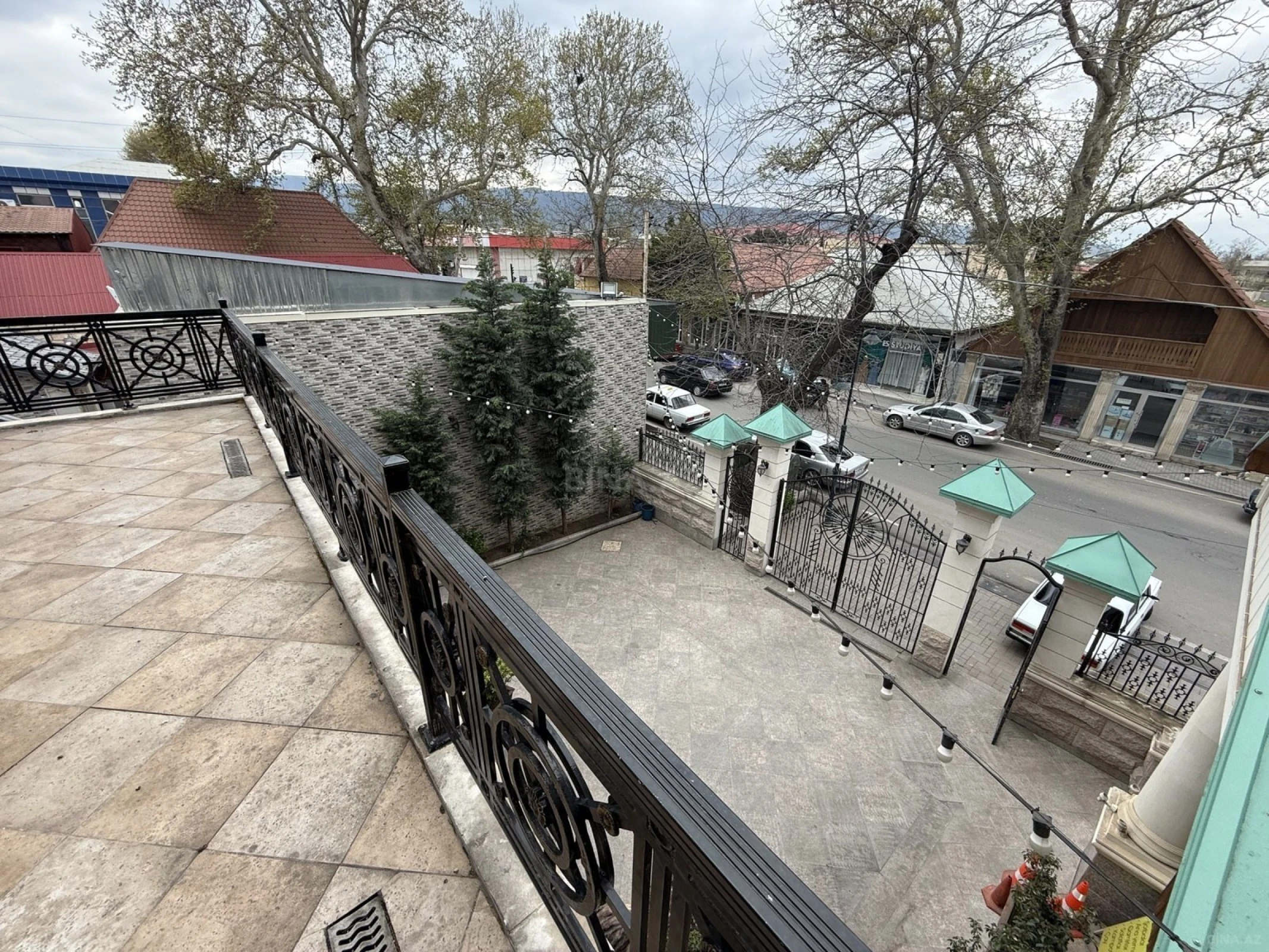 Kirayə verilir obyekt 900 m²