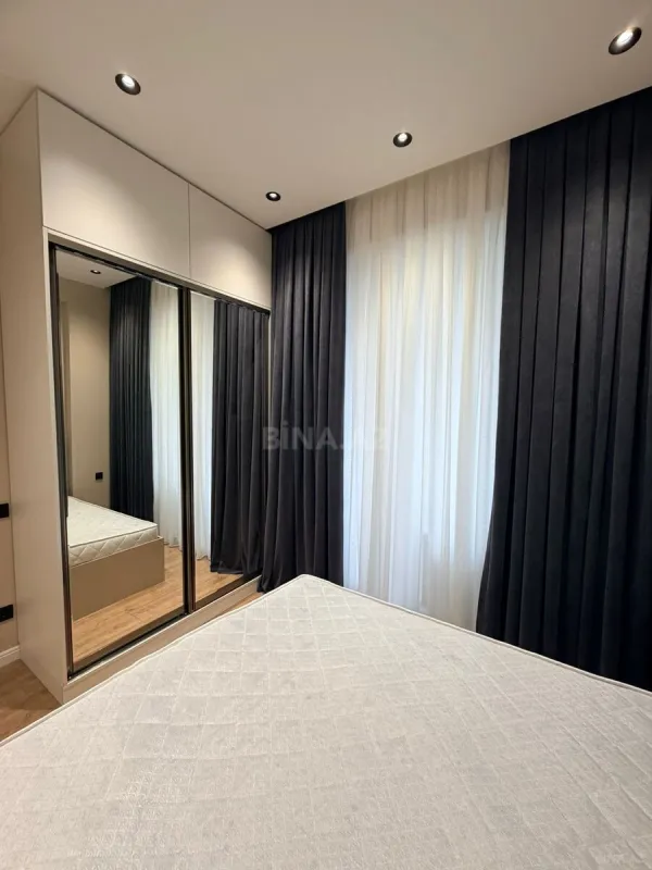 Kirayə verilir 2 otaqlı mənzil 75 m²