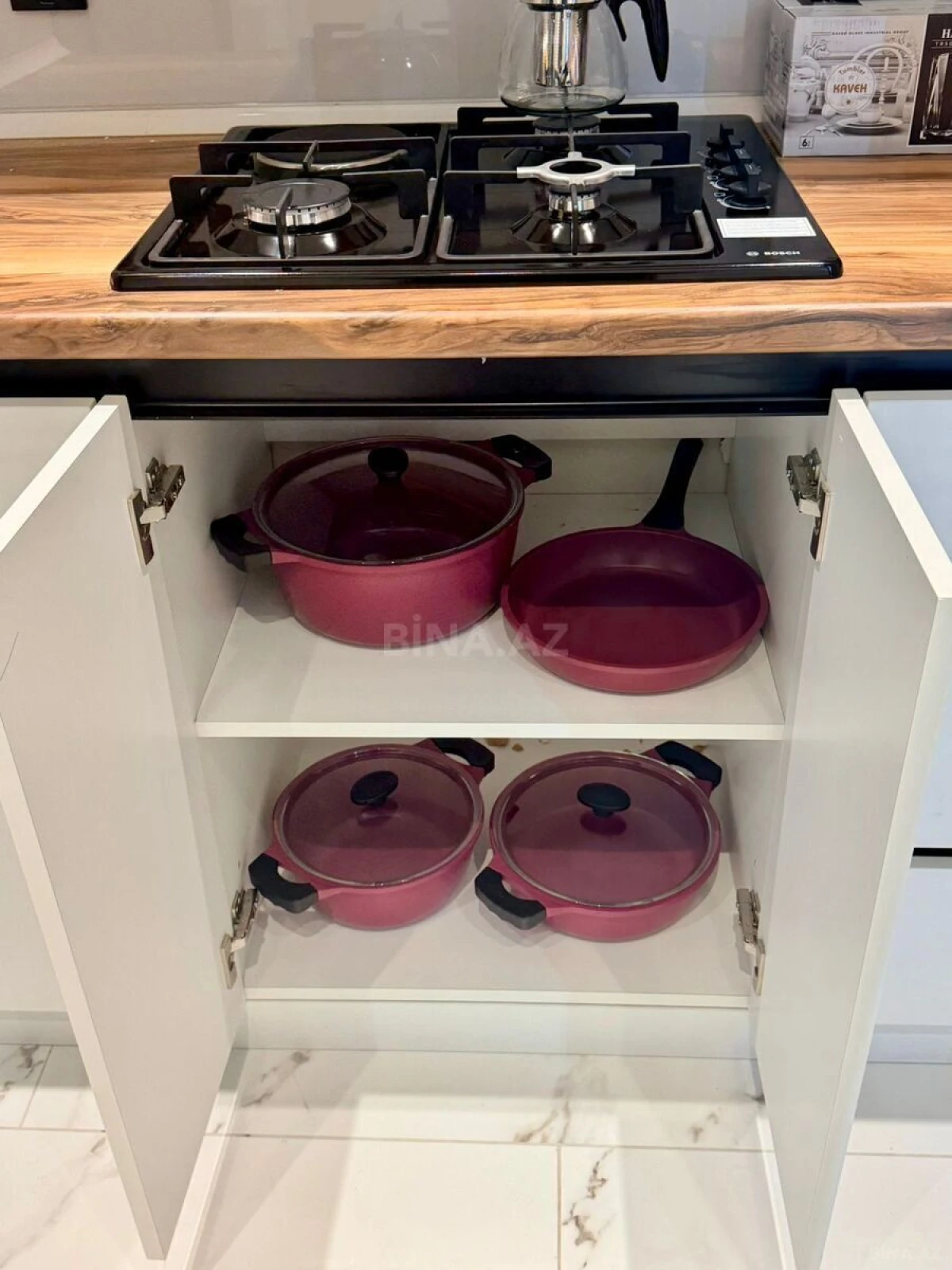 Kirayə verilir 2 otaqlı mənzil 75 m²