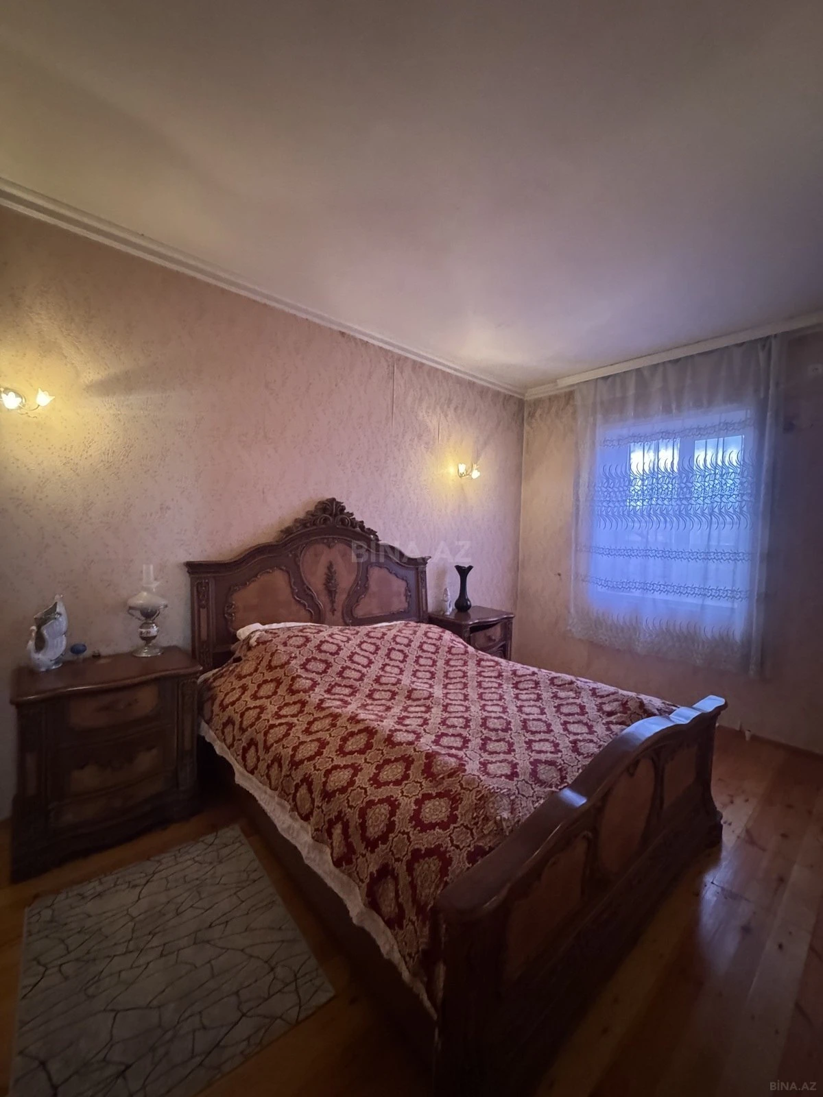 Satılır 6 otaqlı həyət evi 400 m²