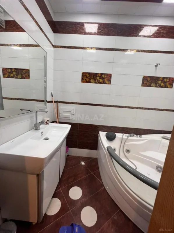 Kirayə verilir 3 otaqlı mənzil 120 m²