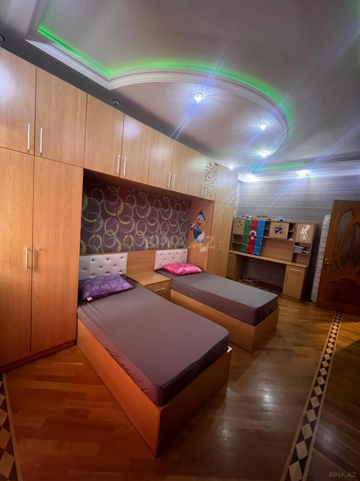 Kirayə verilir 3 otaqlı mənzil 120 m²