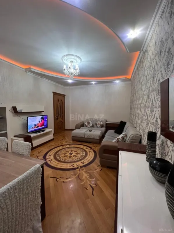 Kirayə verilir 3 otaqlı mənzil 120 m²