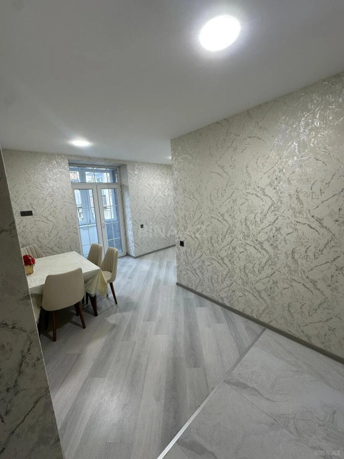 Satılır 1 otaqlı mənzil 32 m²